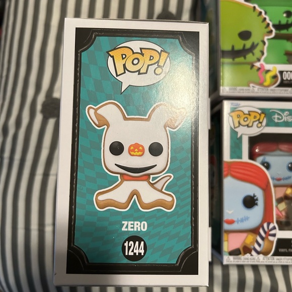 The nightmare before Christmas gingerbread Funko pops, set of 4 funko pops - Picture 3 of 9